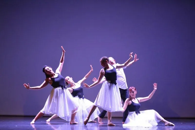 13406984 591592934356641 7428065510067192847 n