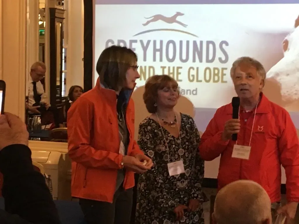 410f241f 6dae 42a0 ad77 f7567ef80649