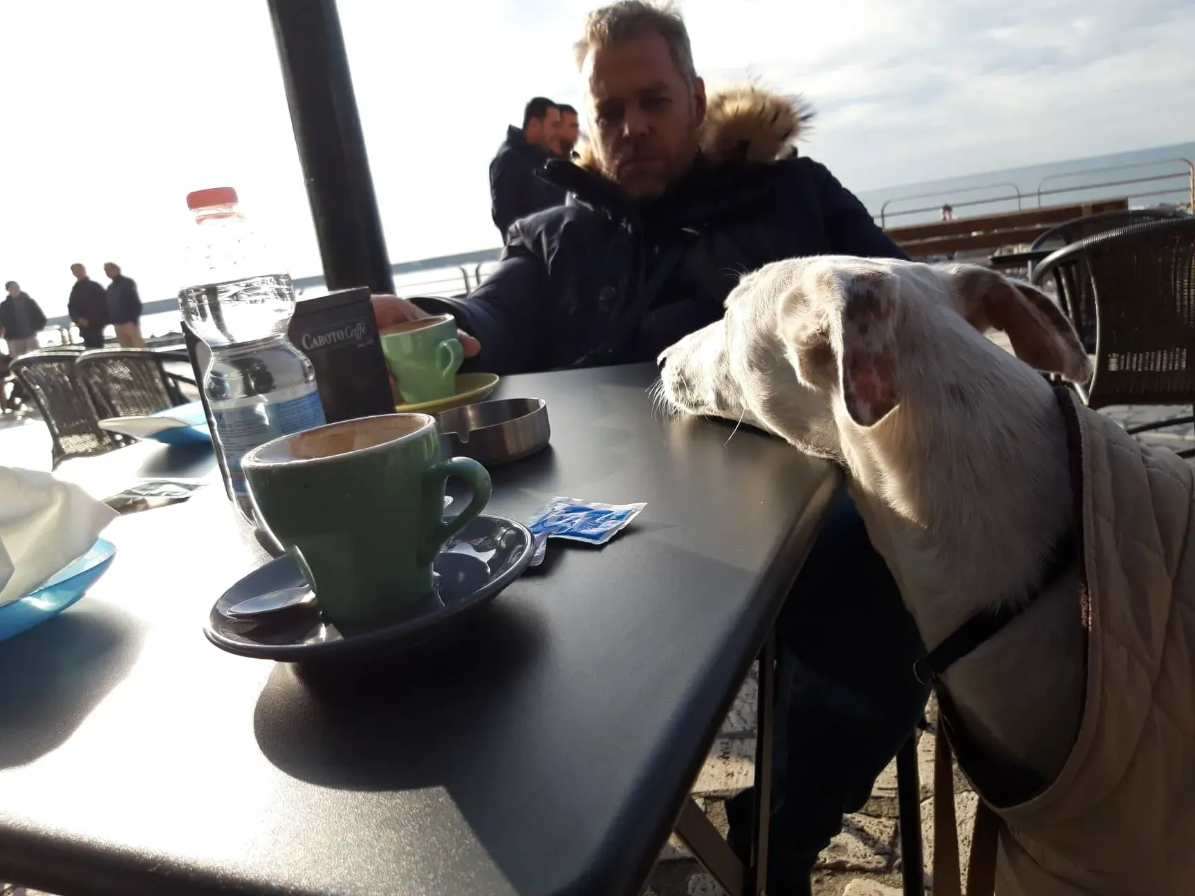 FELICI A CASA VICTOR2