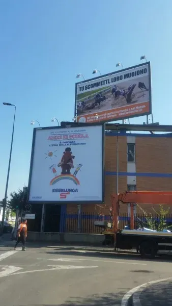 MI V.le Forlanini civ.54 8x5 PET LEVREIRI 03.10.2016