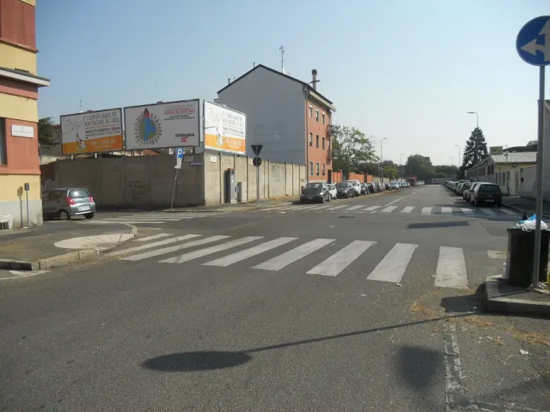 MI Via Apelle cim.816 e 252 PET LEVRIERI 05.09.2016