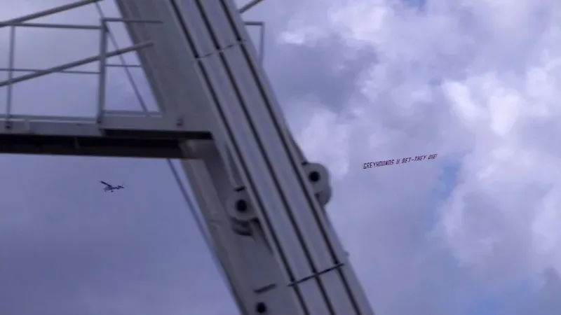 banner u bet they die 2